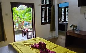 Berlian Inn Kuta Beach